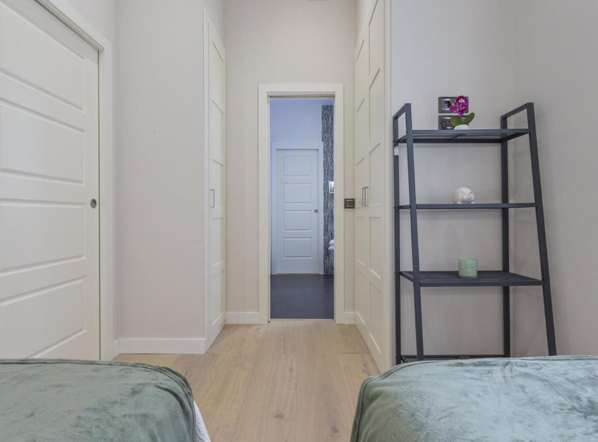 Charming City Center Apartment For 4 Perfect Location, Espoz Y Mina III Madrid Eksteriør bilde